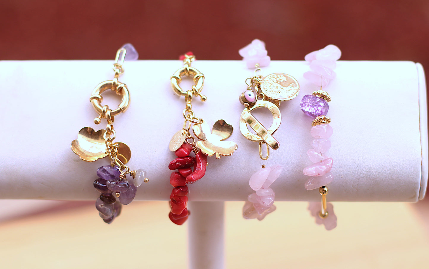 Agate and red Coral Bracelet