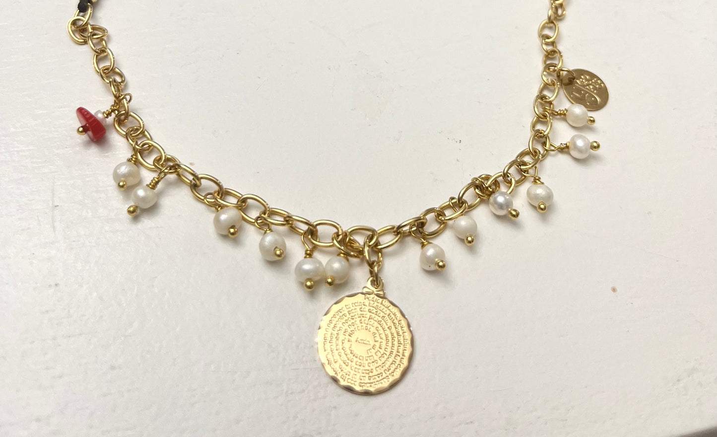 Pearls and chain necklace