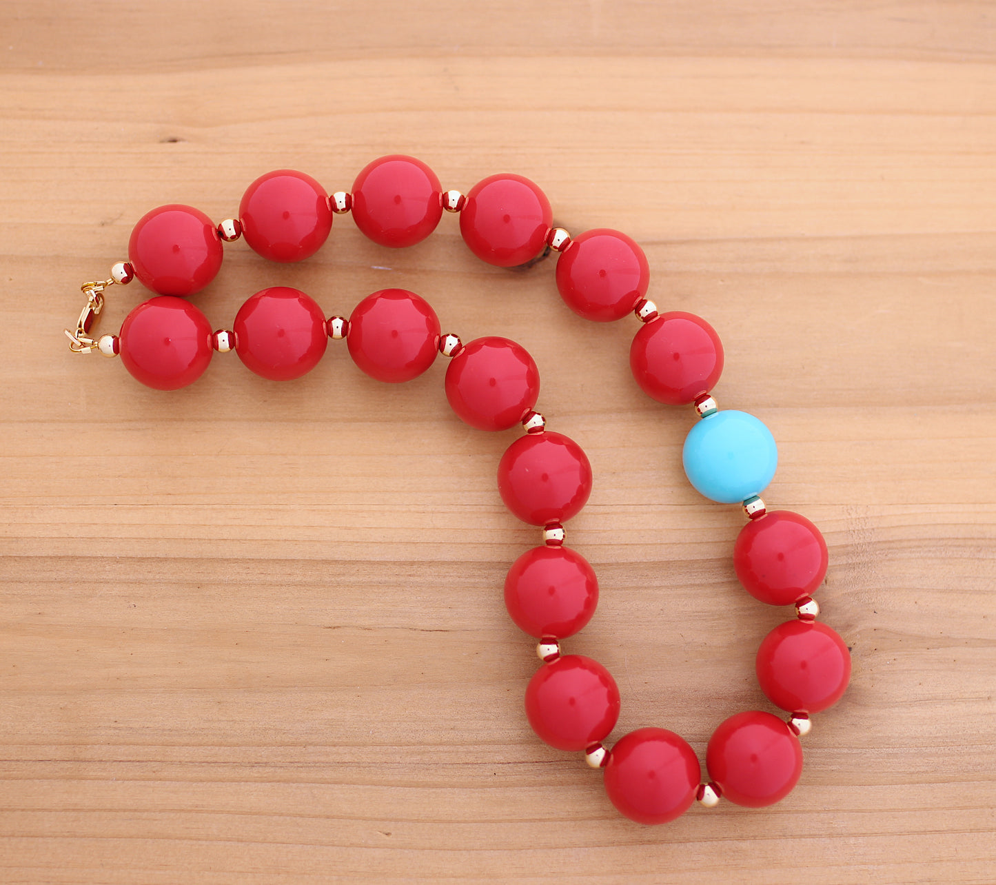 Red and blue over sized beads necklace
