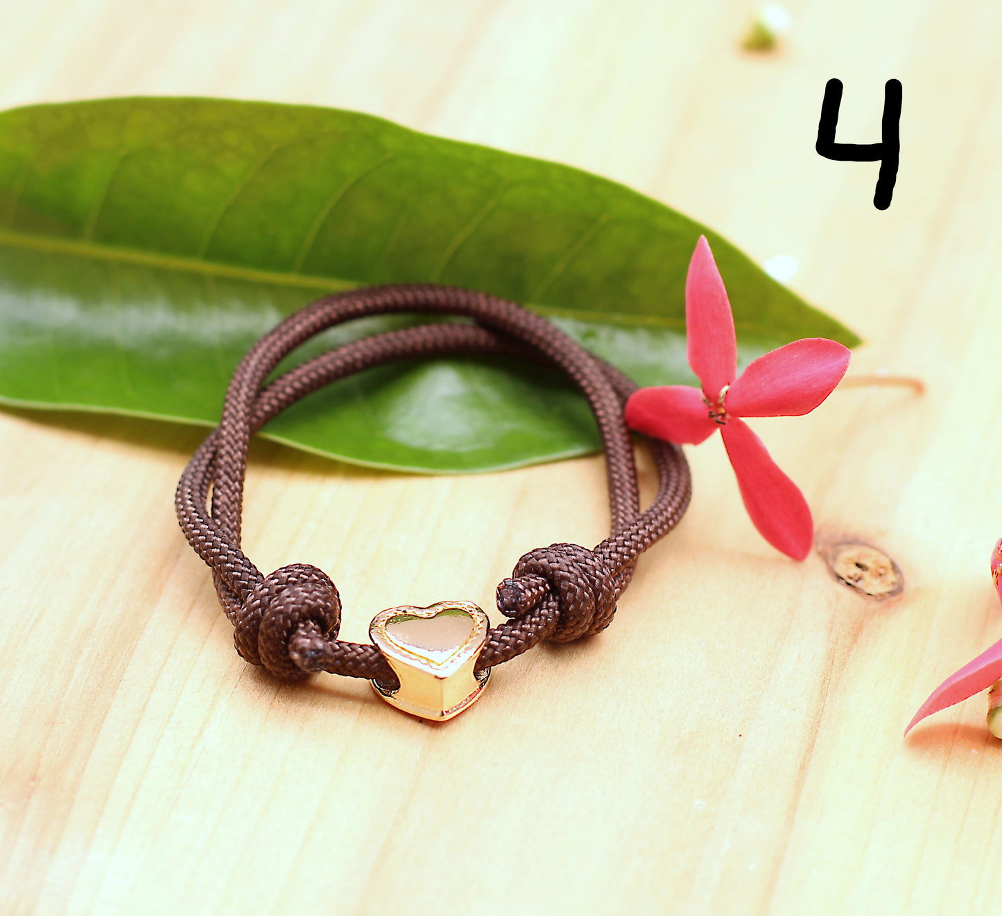Sliding knot bracelets varied styles
