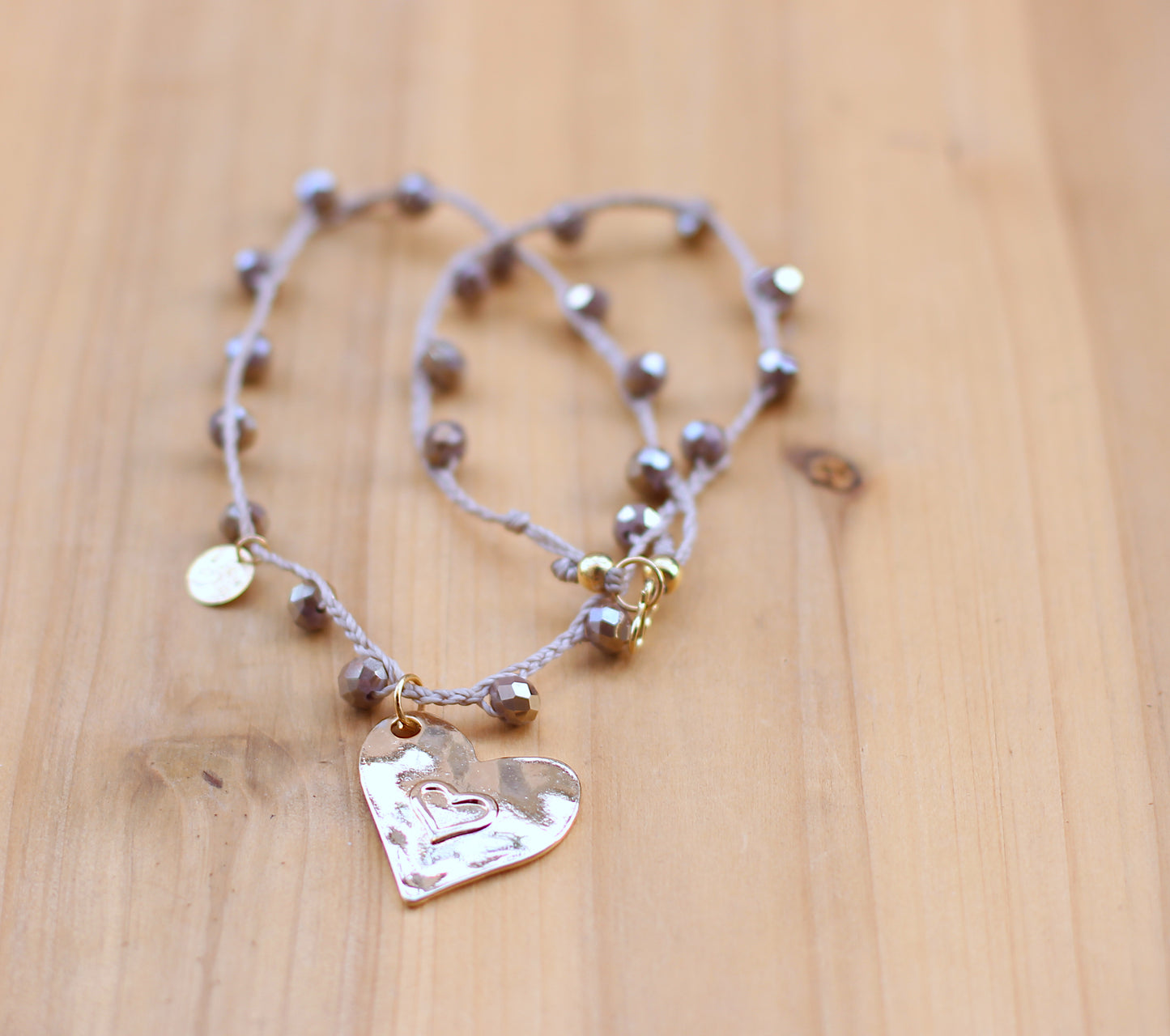 Macramé necklace shimmer beads