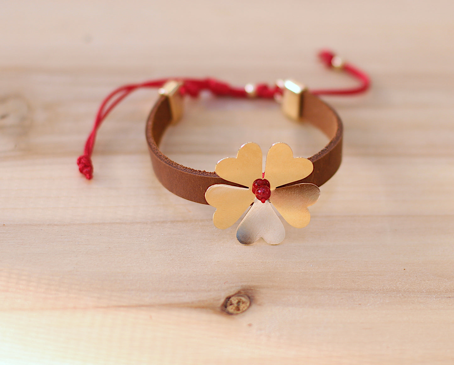 Leather flower bracelet 2