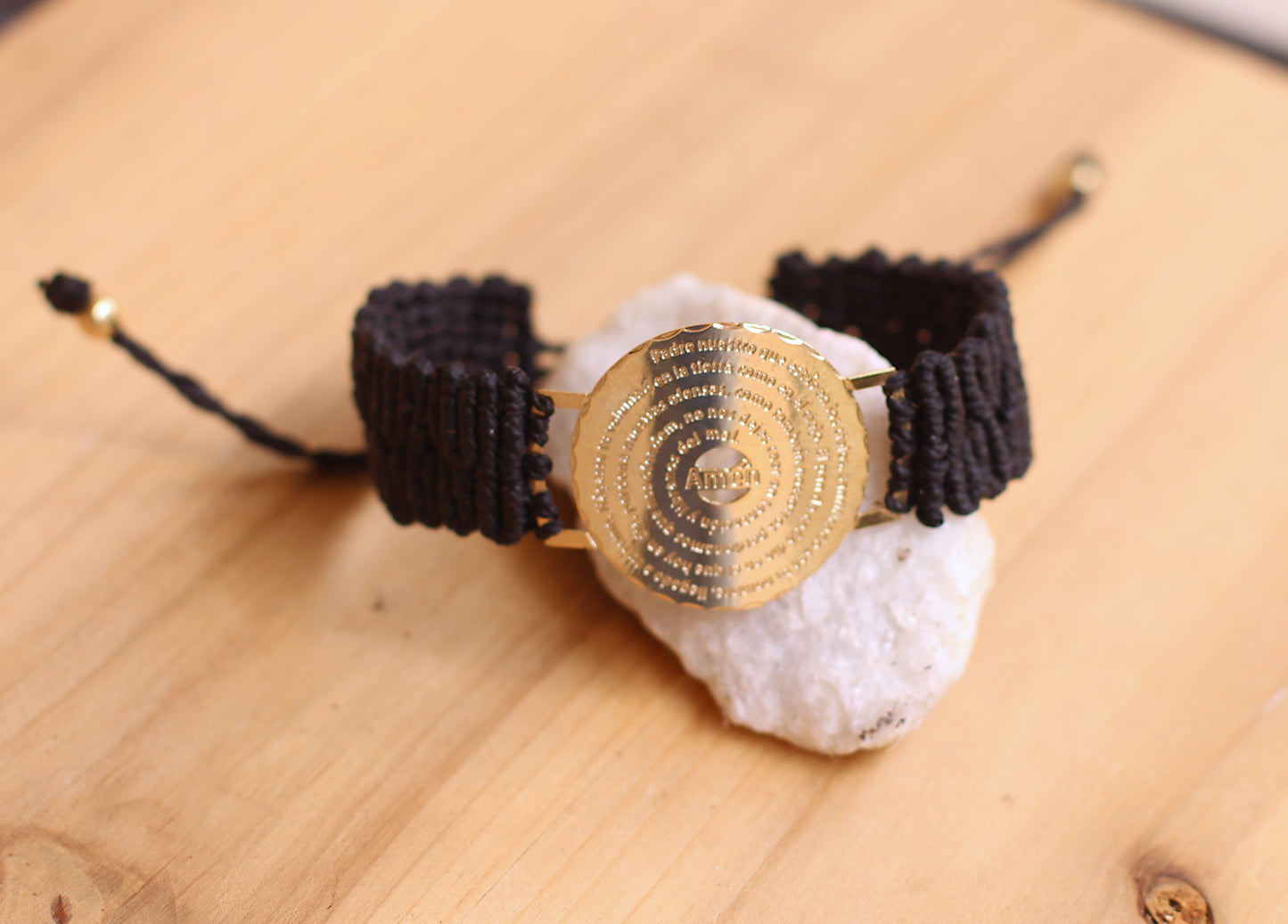 Padre Nuestro Macramé bracelet