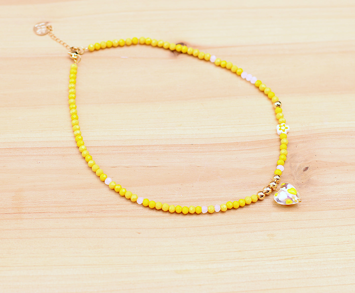 Yellow glass beads necklace