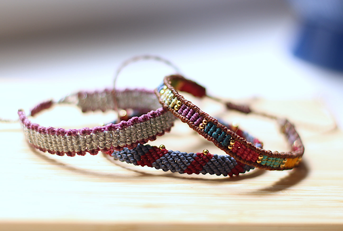 Macramé blue and red with gold details