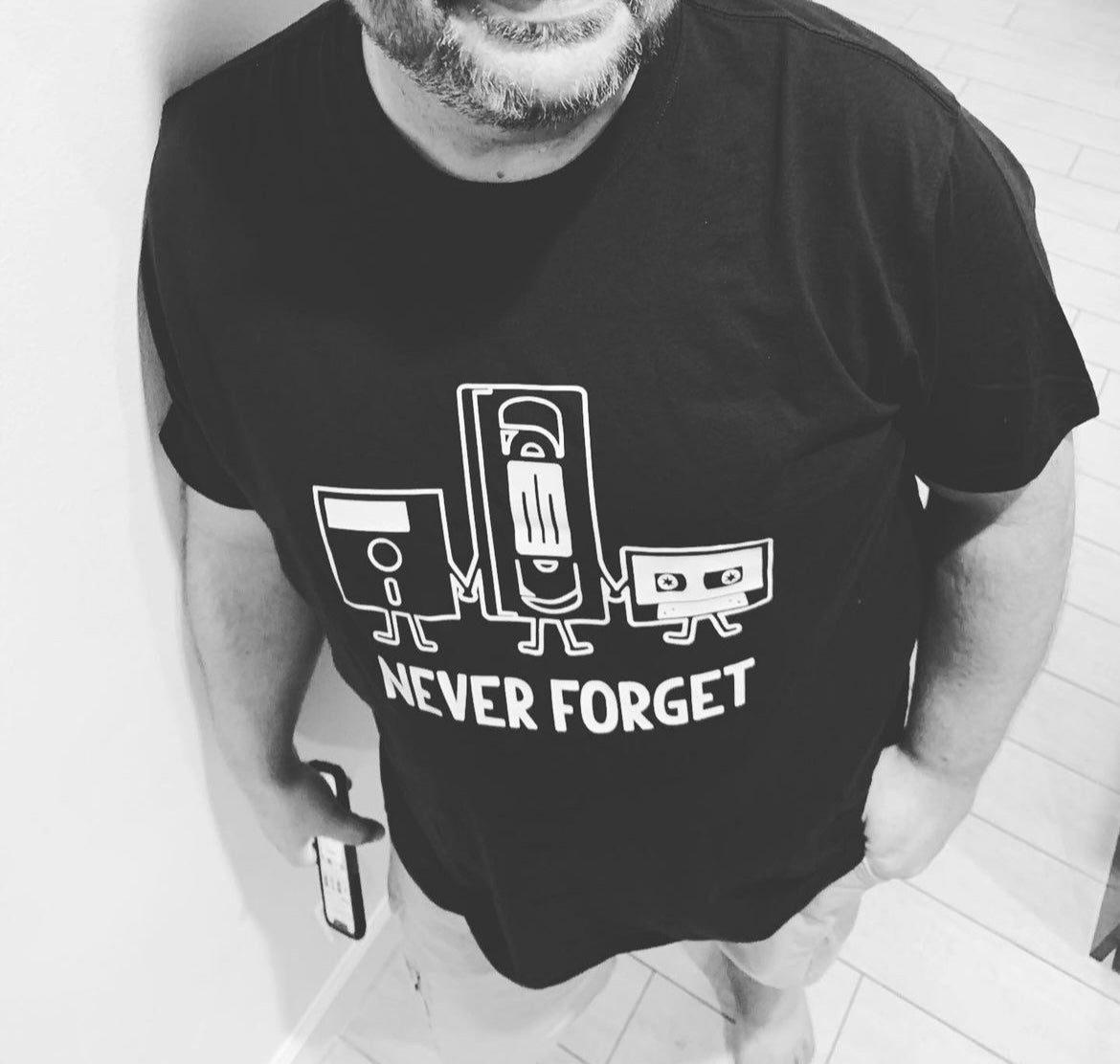 Never forget short sleeve t-shirt black