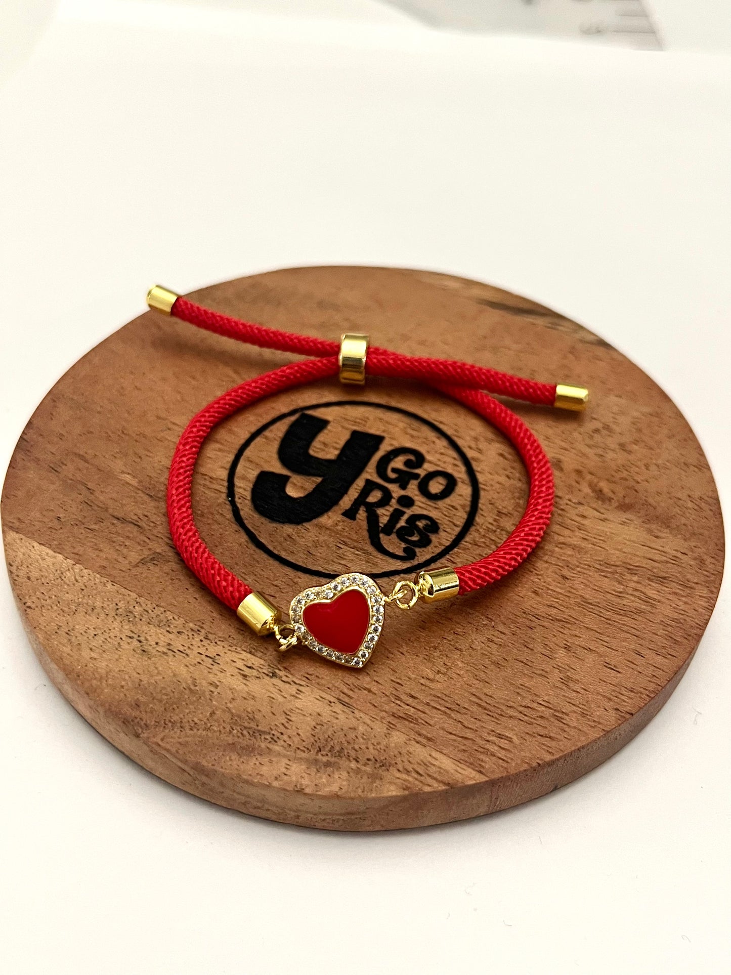 Red adjustable bracelet with heart