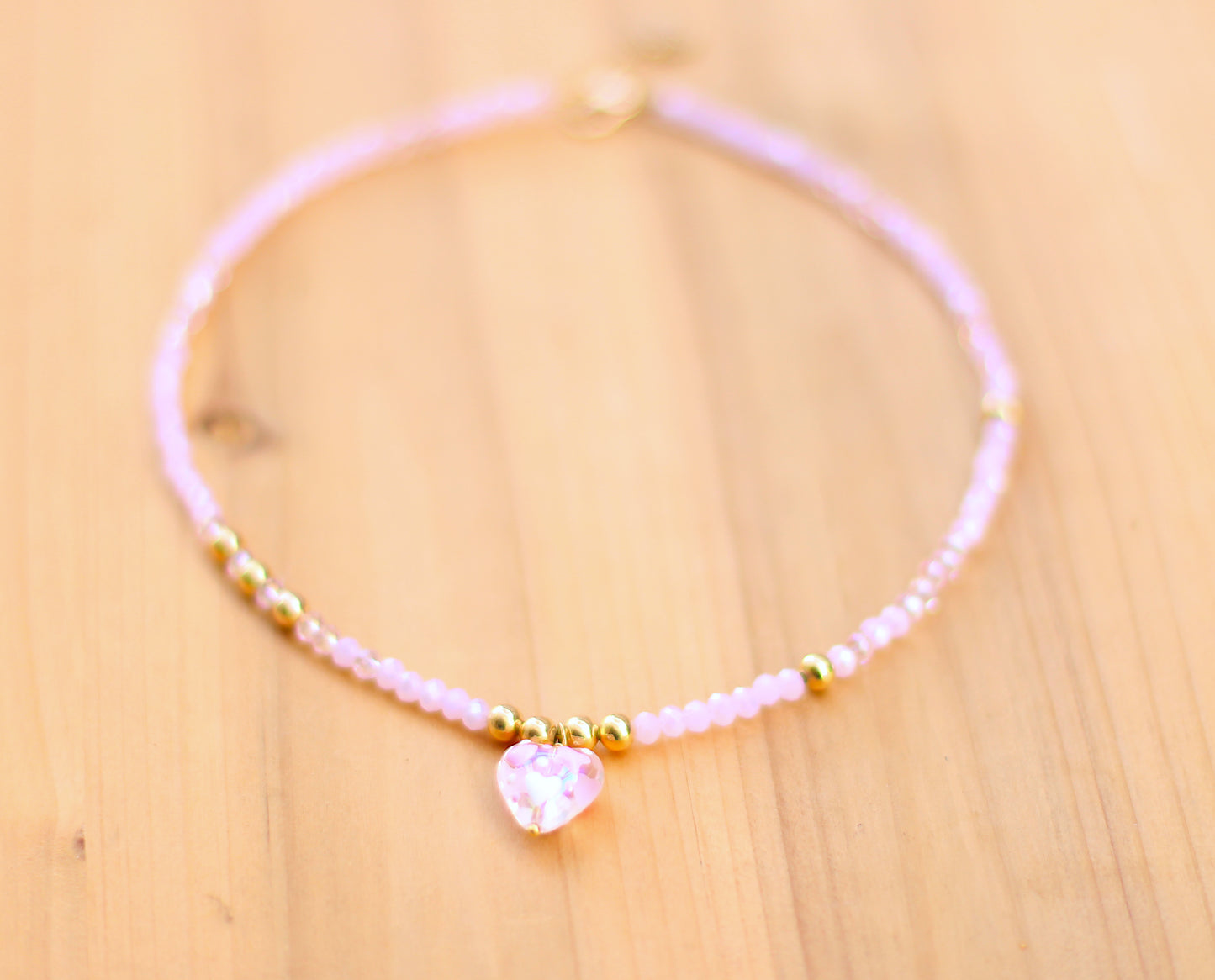 Yellow glass beads necklace with heart