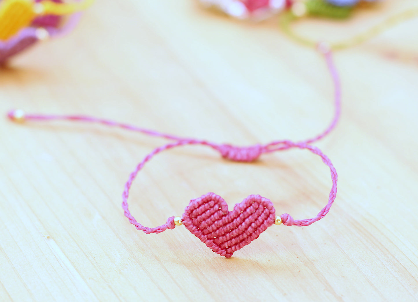Macramé hearts bracelets
