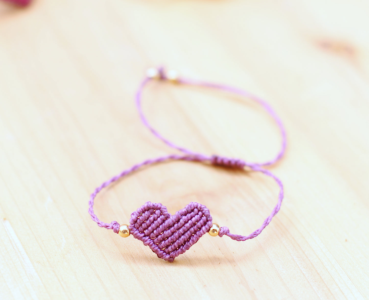 Macramé hearts bracelets