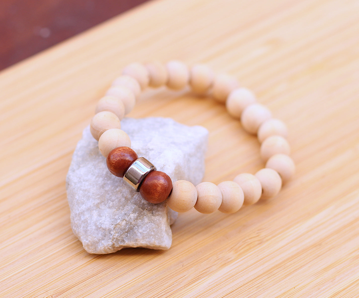 Natural beads on a slastic