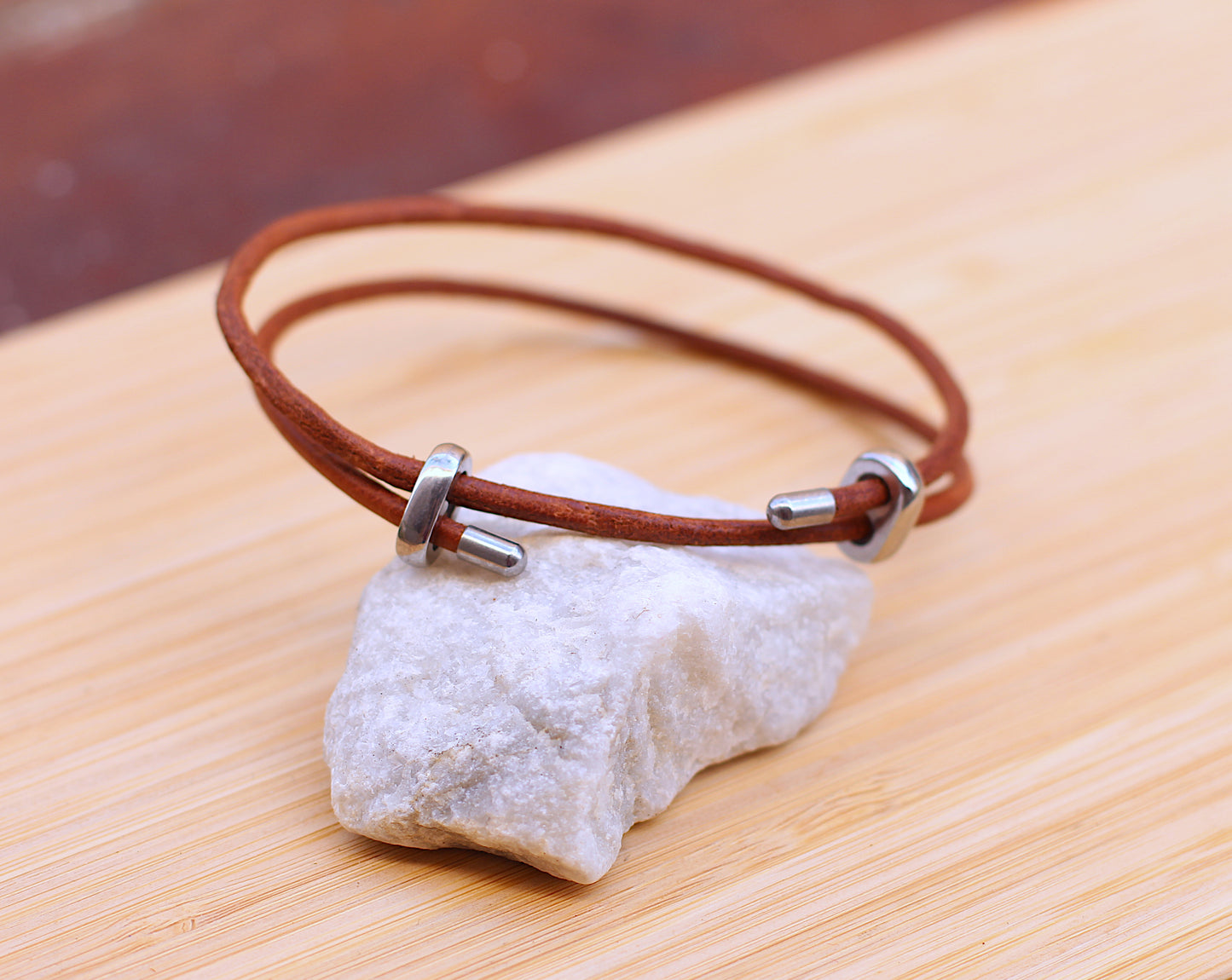 Sliding bracelet