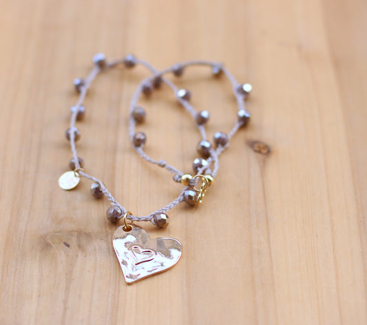 Macramé necklace shimmer beads