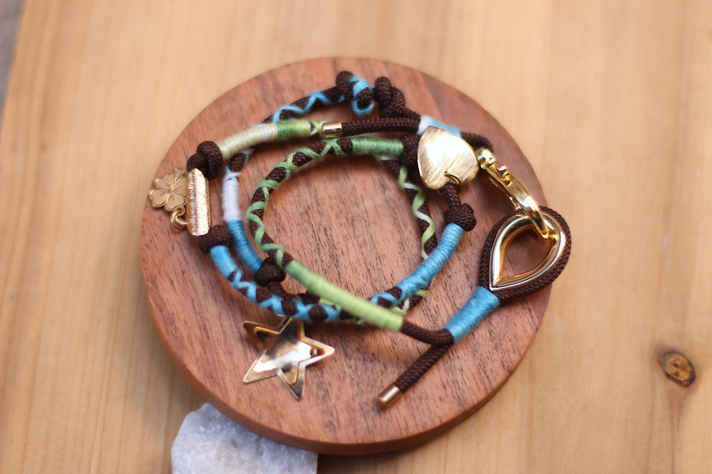 Three loops bracelet brown and blue